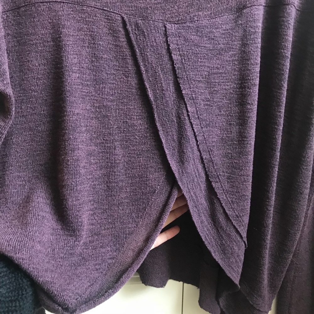 AEO Overlap-Back Sweater - Picture 4 of 5